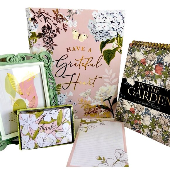 Gratitude Gift Box In The Garden Coloring Book Frame Note Pad Thank You Notes - Picture 1 of 4